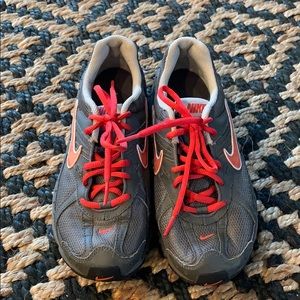 Nike running 🏃🏻‍♀️ shoes size 8